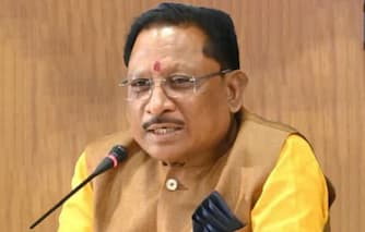 हमारा प्रयास नक्सली गोली की भाषा छोड़कर आत्मसमर्पण करें और मुख्यधारा में जुड़ें: मुख्यमंत्री श्री विष्णु देव साय