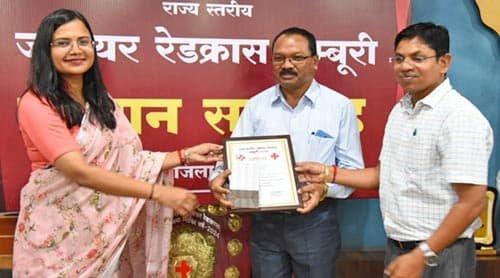 कलेक्टर ने राज्य स्तरीय जूनियर रेडक्रॉस जम्बुरी के सफल आयोजन के लिए विभागों का माना आभार