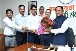 मुख्यमंत्री का राज्य प्रशासनिक सेवा के पदोन्नत अधिकारियों ने जताया आभार – PRABHATTV.COM