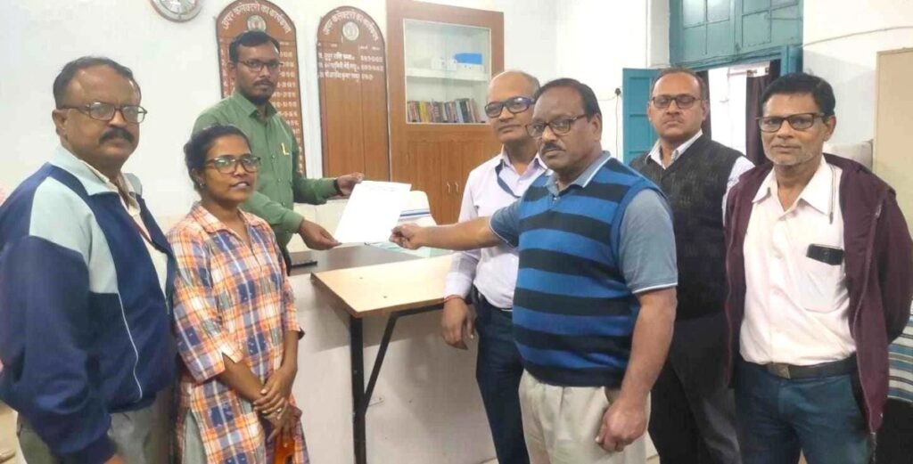 माकपा ने चुनाव नियम संशोधन तत्काल वापस लेने की मांग की