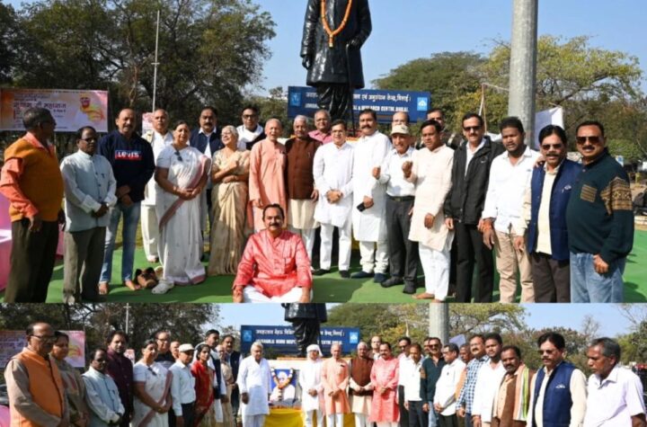 पूर्व पीएम मनमोहन सिंह और पं. रविशंकर शुक्ल को भिलाईवासियों ने दी श्रद्धांजलि