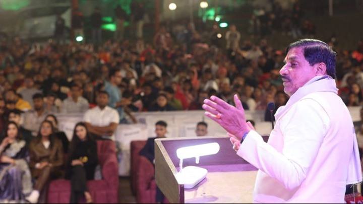 भगवान श्रीकृष्ण के जीवन से शिक्षा लें विद्यार्थी : मुख्यमंत्री डॉ. यादव