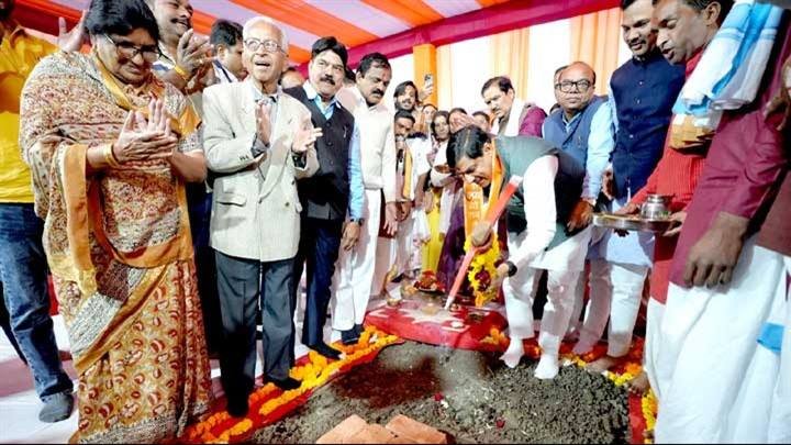 मुख्यमंत्री डॉ. मोहन यादव ने उज्जैन में “आईटी पार्क उज्जैन” का भूमि पूजन कर शिलान्यास किया।