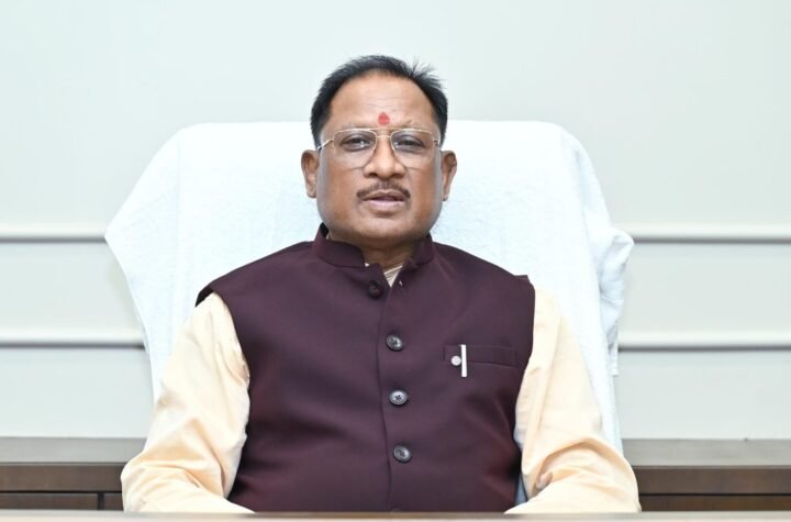 मुख्यमंत्री विष्णुदेव साय की पहल पर एम्स में शुरू हुआ पद्म विभूषण तीजन बाई का इलाज