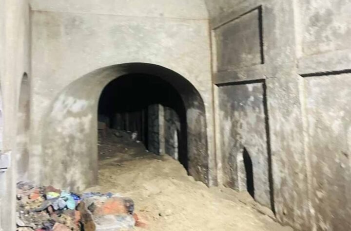 संभल और चंदौसी में चल रही खुदाई में रोज नए-नए खुलासे हो रही हैं, हर दिन नई-नई चीजें मिल रही, लंबी सुरंग मिली