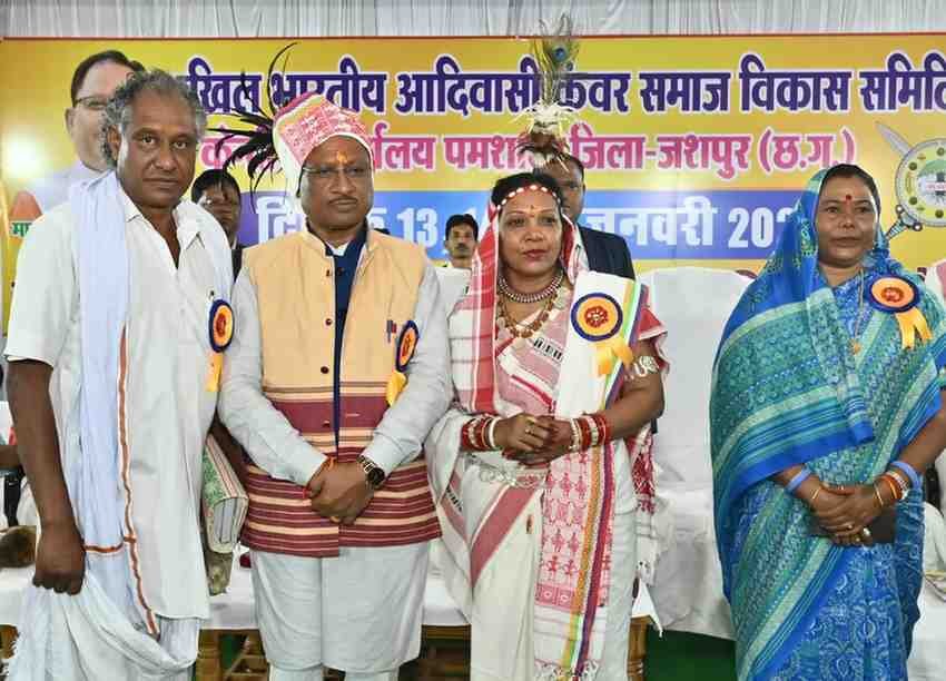 प्रधानमंत्री नरेन्द्र मोदी की प्राथमिकता में आदिवासी समाज का उत्थान सर्वोपरि : मुख्यमंत्री विष्णु देव साय