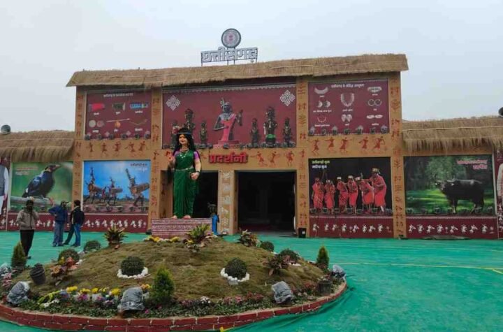मुख्यमंत्री विष्णुदेव साय के नेतृत्व में बढ़ते छत्तीसगढ़ को देखने के लिए महाकुम्भ में श्रद्धालुओं में उत्साह
