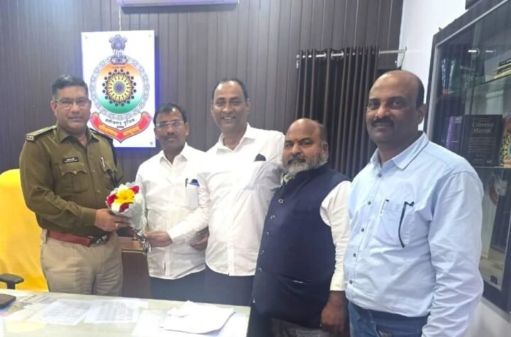 बीएसपी बोरिया गेट और सुपेला संडे बाजार पर ध्यान दीजिए साहब…
