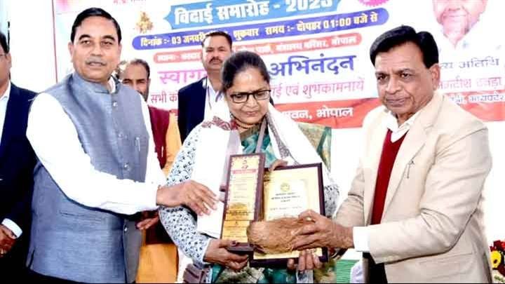 अपने अनुभव से अन्य लोगों का मार्ग करें प्रशस्त : उप मुख्यमंत्री श्री देवड़ा
