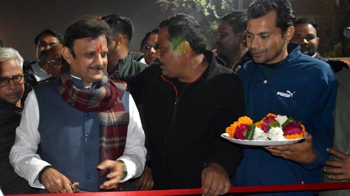 उप मुख्यमंत्री श्री शुक्ल ने बीहर नदी में 2 करोड़ से अधिक लागत से निर्मित निषादराज घाट का किया लोकार्पण