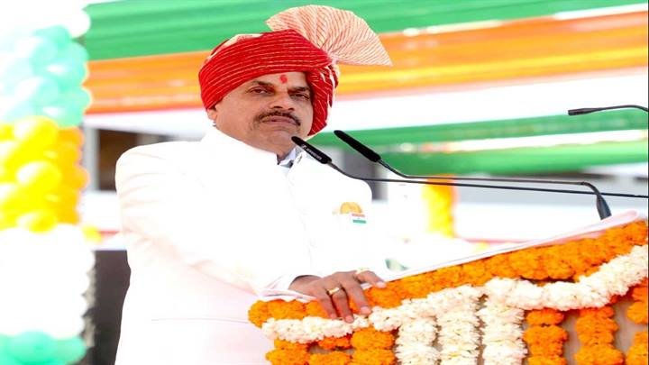 संविधान कराता है गौरव और स्वाभिमान के साथ हमें अपने अधिकारों और कर्तव्यों का बोध: मुख्यमंत्री डॉ. यादव