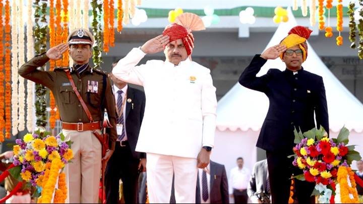 संविधान कराता है गौरव और स्वाभिमान के साथ हमें अपने अधिकारों और कर्तव्यों का बोध: मुख्यमंत्री डॉ. यादव
