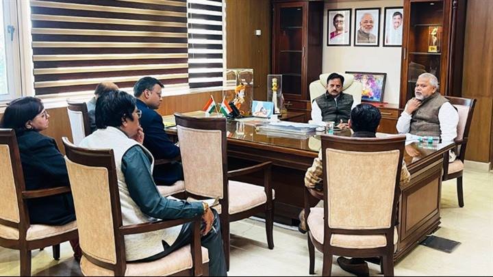 ग्वालियर के सिविल अस्पताल हजीरा के सशक्तिकरण के लिये आवश्यक व्यवस्थाएँ करें: उप मुख्यमंत्री श्री शुक्ल