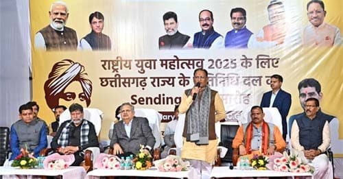 युवा प्रतिभाओं को प्रोत्साहित करते हुए मुख्यमंत्री साय ने की छत्तीसगढ़ के गौरव की बात