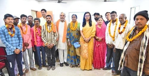 भूमिहीन कृषकों की आर्थिक सशक्तिकरण की उड़ान: 10 हज़ार की सहायता योजना का शुभारंभ