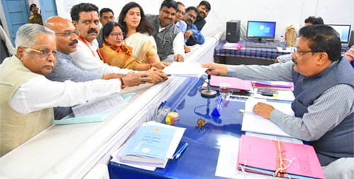 नगरीय निकाय चुनाव 2025: नामांकन प्रक्रिया में जोरदार भागीदारी