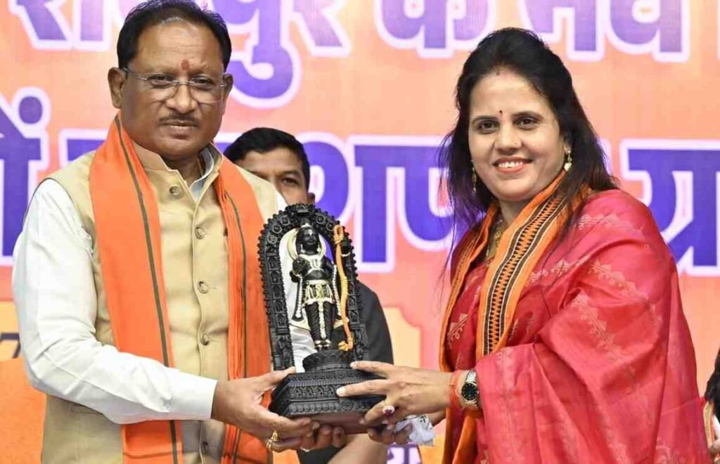 नगर निगम रायपुर के नव निर्वाचित महापौर एवं पार्षदों का शपथ ग्रहण हुआ सम्पन्न