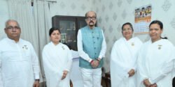 राज्यपाल श्री डेका से प्रजापिता ब्रह्माकुमारी ईश्वरीय विश्वविद्यालय के संचालक ने की सौजन्य भेंट