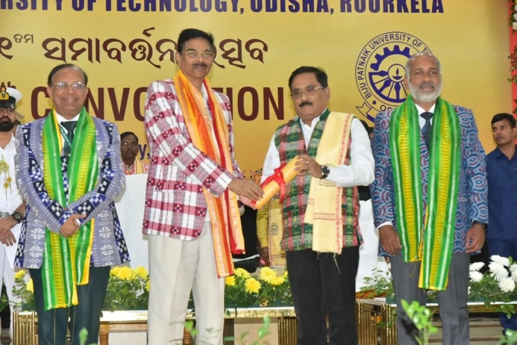 राउरकेला स्टील प्लांट के पूर्व डीआइसी अतनु भौमिक को मानद डॉक्टरेट की उपाधि, अब नाम के साथ जुड़ा डाक्टर