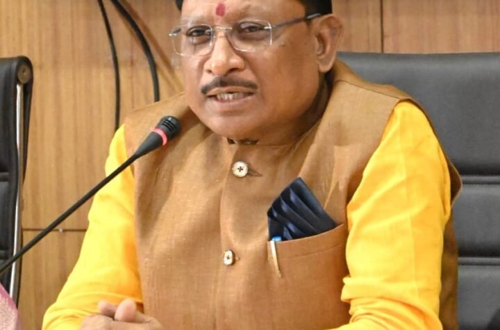 विष्णु देव साय सरकार के नेतृत्व में नक्सल उन्मूलन की नई इबारत: 985 ने किया आत्मसमर्पण, 1177 हुए गिरफ्तार