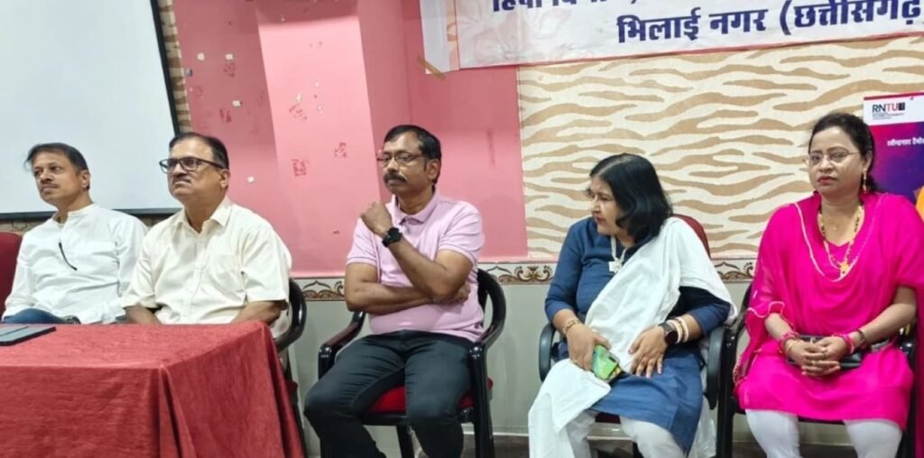 अंतरराष्ट्रीय मातृभाषा दिवस 2025: कल्याण कॉलेज में भारतीय भाषाओं की महत्ता पर महामंथन