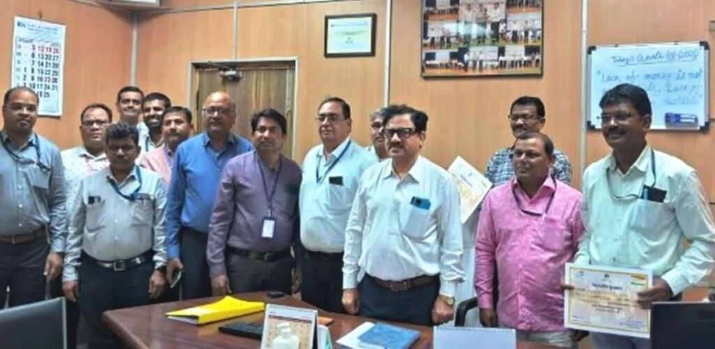 बीएसपी स्टील मेल्टिंग शॉप 2 के होनहार कर्मचारियों को मिला कर्म शिरोमणी अवॉर्ड, ये है नाम