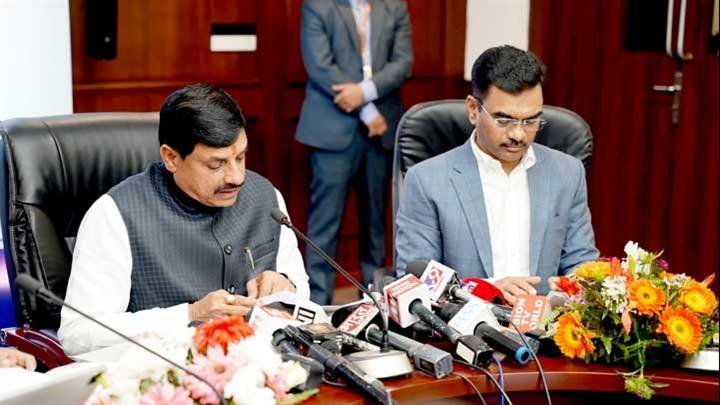 मुख्यमंत्री डॉ. मोहन यादव ने जापान यात्रा से लौटने के बाद नई दिल्ली में मध्यप्रदेश भवन में प्रेस से चर्चा की।
