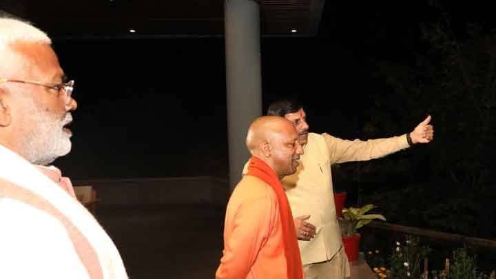 मुख्यमंत्री डॉ. यादव से उत्तर प्रदेश के मुख्यमंत्री श्री योगी ने की सौजन्य भेंट
