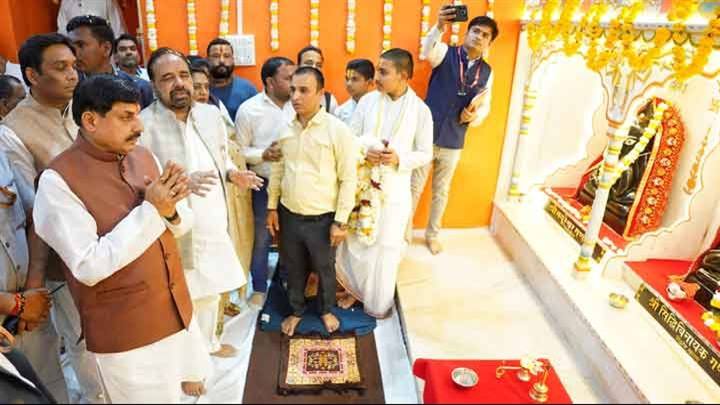 मुख्यमंत्री डॉ. मोहन यादव ने सागर के गढ़ाकोटा में श्री गणेश अष्ट विनायक देव मन्दिर में दर्शन किए।